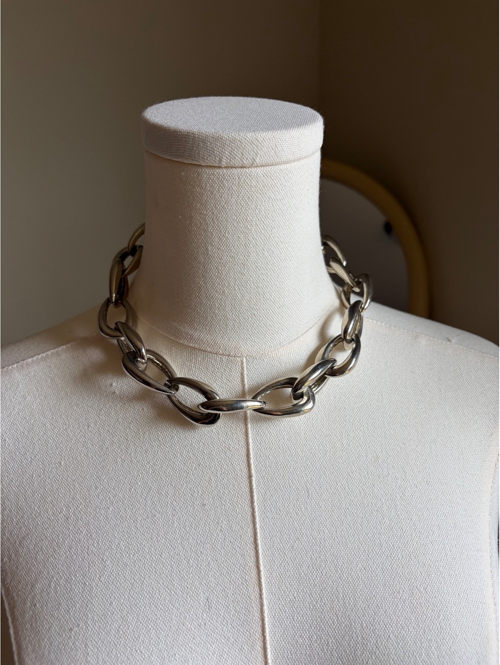 Chunky silver chain choker necklace